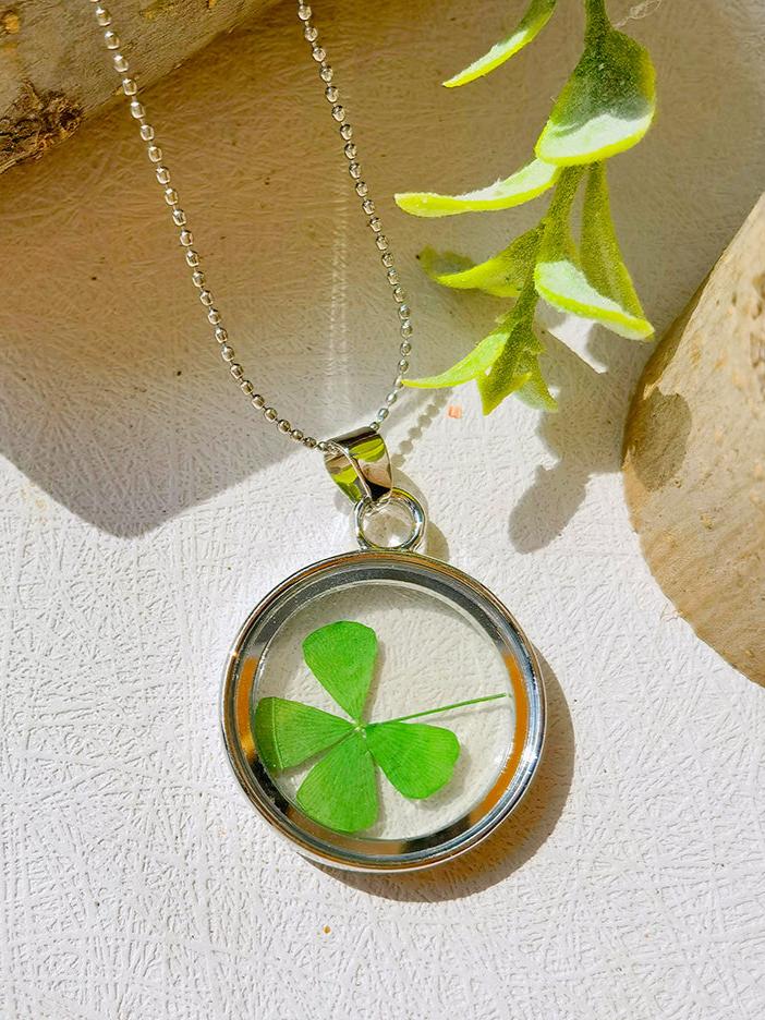 Four Leaf Clover Amulet Necklace