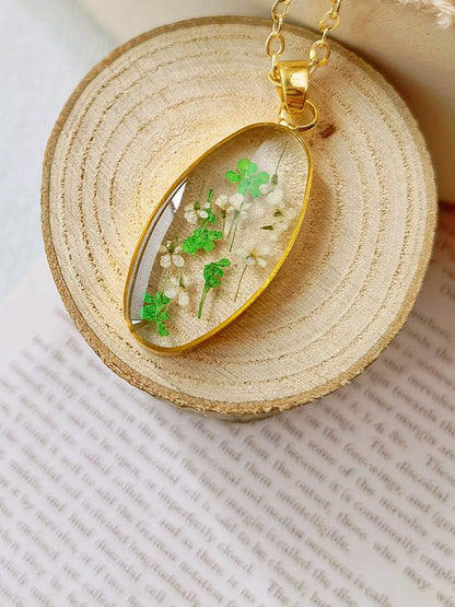 Mini Tulip Golden Oval Pendant  Natural Resin Necklace