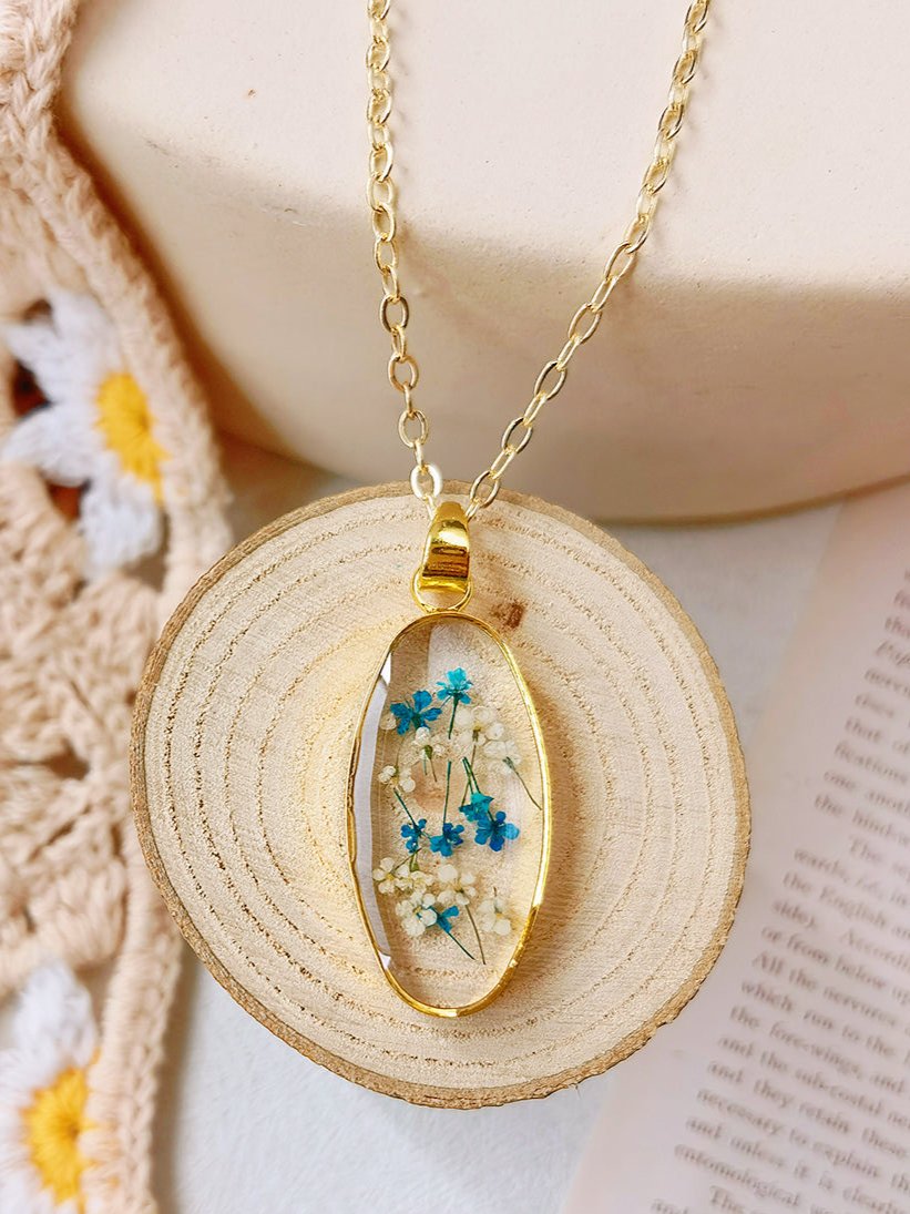 Mini Tulip Golden Oval Pendant  Natural Resin Necklace