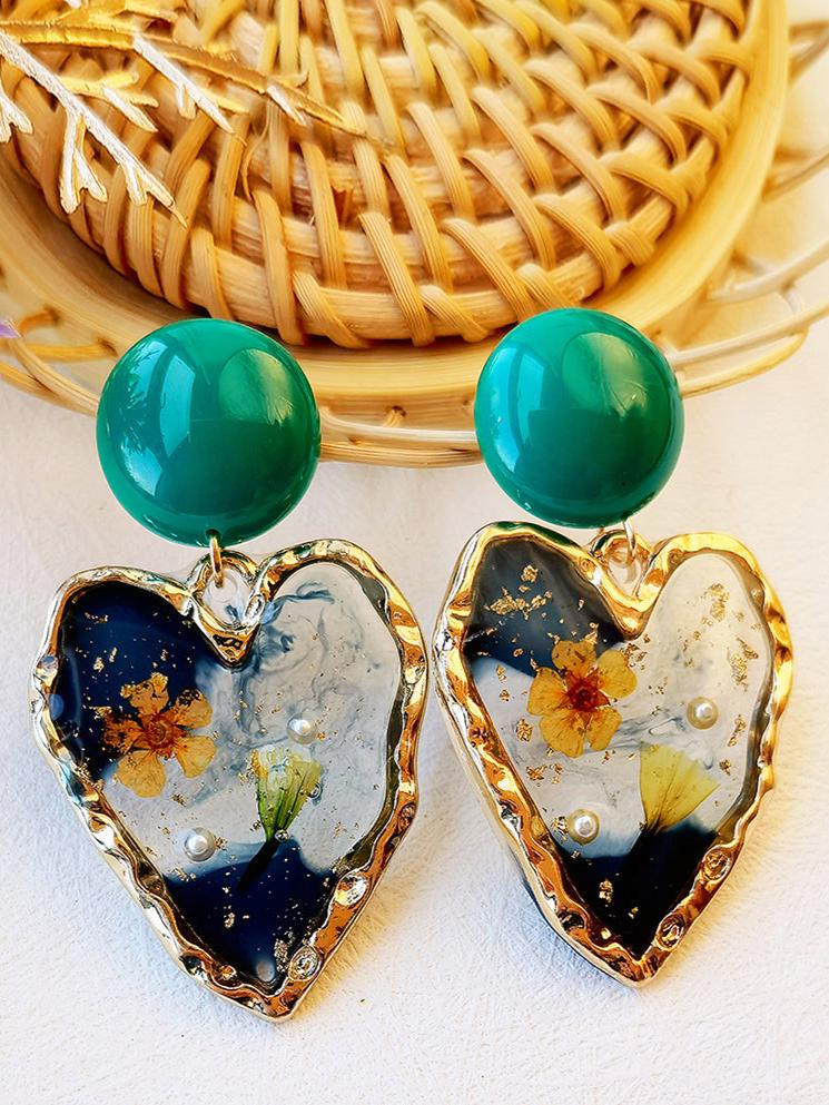 Pressed Flower Earrings - Vintage Heart